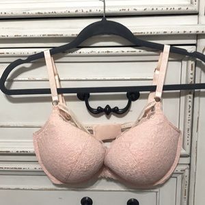 Victoria’s Secret soft pink bra